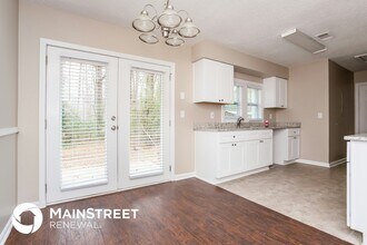 141 Montego Cir in Riverdale, GA - Building Photo - Building Photo