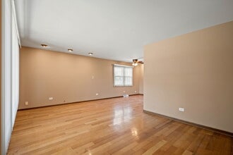 2333 N Trumbull Ave in River Grove, IL - Building Photo - Building Photo