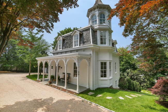 property at 66 Seminary St