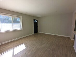 3906 Lexington Dr in Raleigh, NC - Building Photo - Building Photo