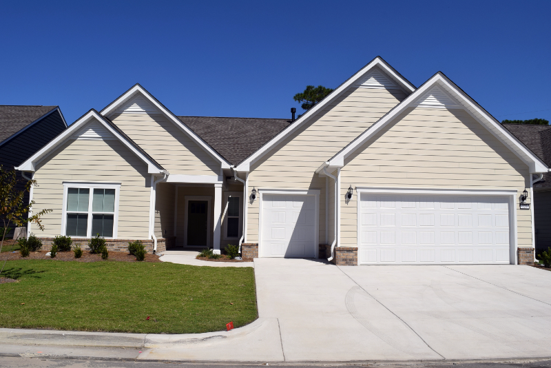 727 Craddock Dr in Wilmington, NC - Building Photo