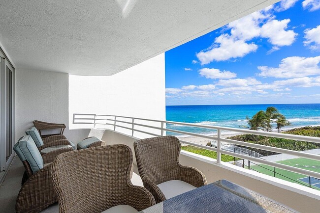 3407 S Ocean Blvd in Highland Beach, FL - Building Photo - Building Photo
