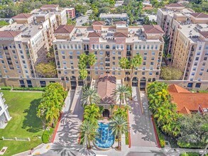 520 SE 5th Ave in Fort Lauderdale, FL - Foto de edificio - Building Photo