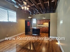 130 W Montgomery St in Villa Rica, GA - Building Photo - Building Photo