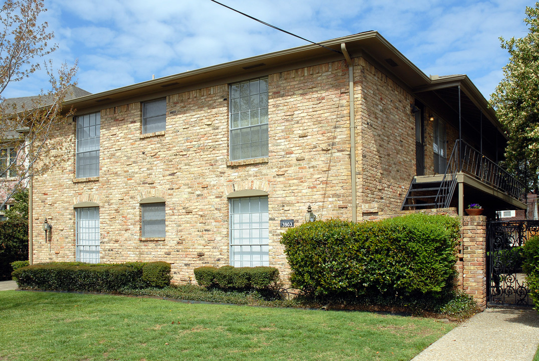 3901-3903 Hawthorne Ave in Dallas, TX - Foto de edificio