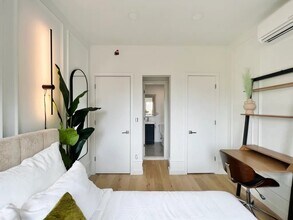 Furnished room/NOT APARTMENT in Brooklyn, NY - Building Photo - Building Photo