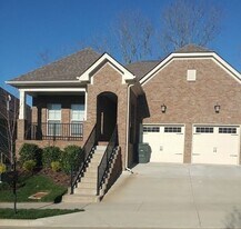 3309 Balfron Dr in Nolensville, TN - Building Photo