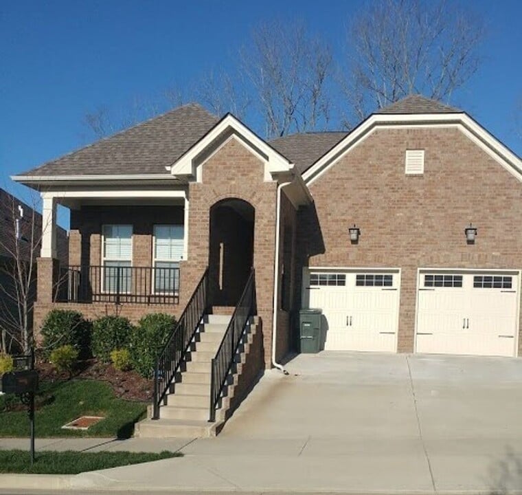 3309 Balfron Dr in Nolensville, TN - Building Photo