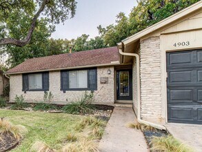 4903 Powder River Rd in Austin, TX - Building Photo - Building Photo