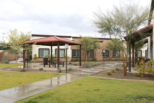 Paseo Abeytia in Phoenix, AZ - Building Photo - Building Photo