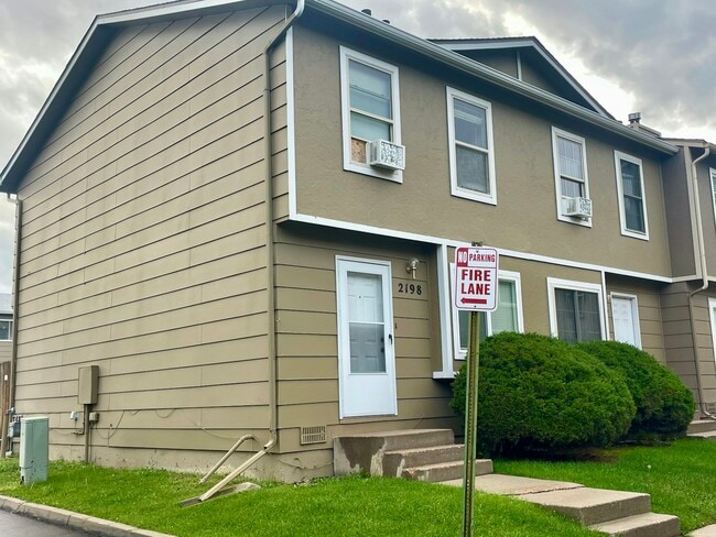 2198 Baltimore Cir in Colorado Springs, CO - Foto de edificio - Building Photo