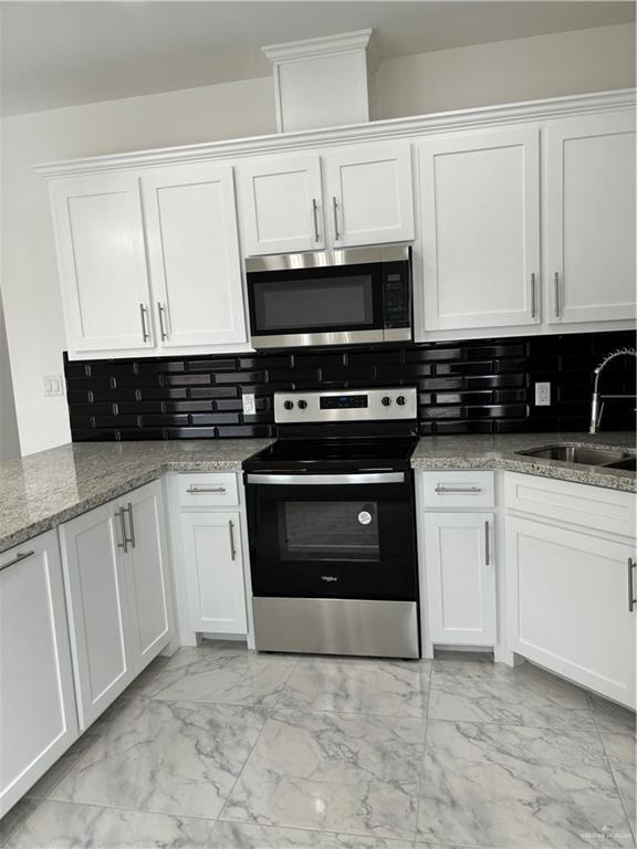 1012 N Clarence Ave in Edinburg, TX - Building Photo - Building Photo