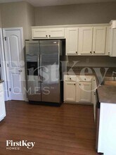 1628 Needle Oak Dr in Cordova, TN - Building Photo - Building Photo