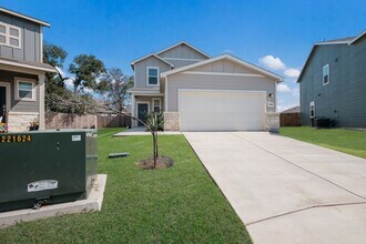 3403 Rancho Primera in San Antonio, TX - Building Photo - Building Photo