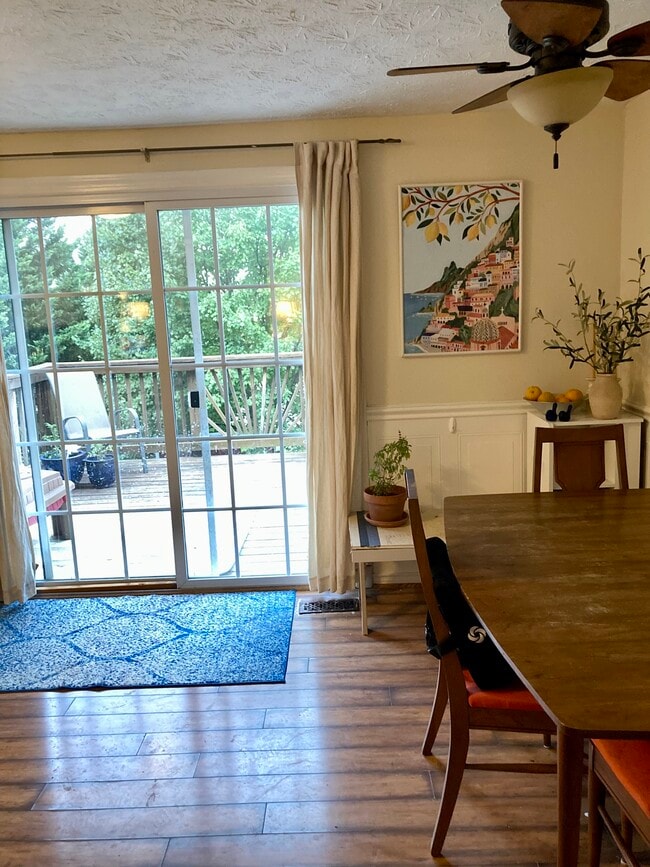 property at 25 Burbage Ct