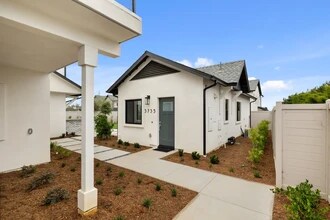 3735 Adams St in Carlsbad, CA - Building Photo - Building Photo