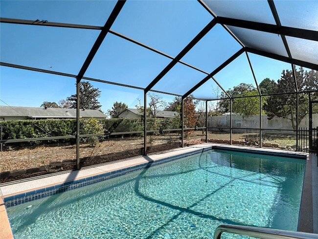 5066 Woodbine St in Spring Hill, FL - Building Photo - Building Photo