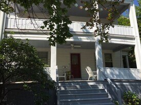 135 Whitney St in Hartford, CT - Building Photo