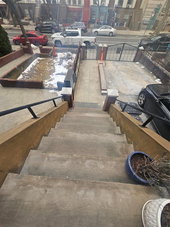1356 Bergen St in Brooklyn, NY - Building Photo - Building Photo