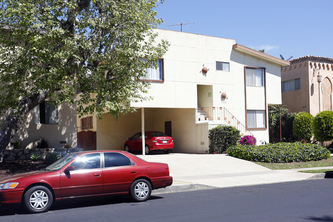 1408 Amherst Ave in Los Angeles, CA - Building Photo - Building Photo