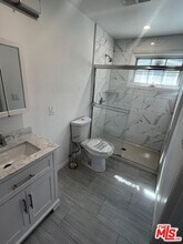 929 W 23rd St in Los Angeles, CA - Building Photo - Building Photo