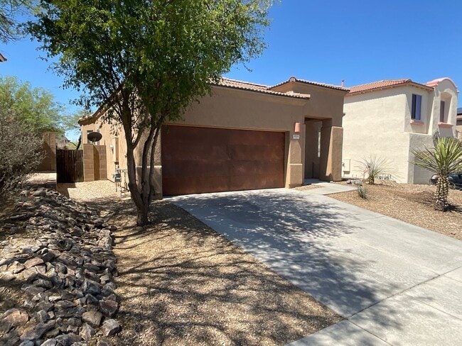 10854 E New Rock Ridge Dr in Vail, AZ - Building Photo - Building Photo