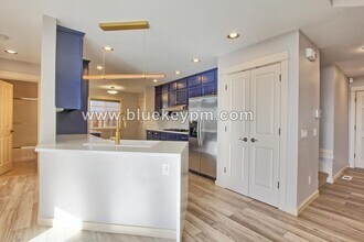 561 NW Lamonde Terrace in Portland, OR - Building Photo - Building Photo