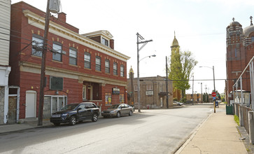 300 Helen St in Mckees Rocks, PA - Building Photo - Building Photo