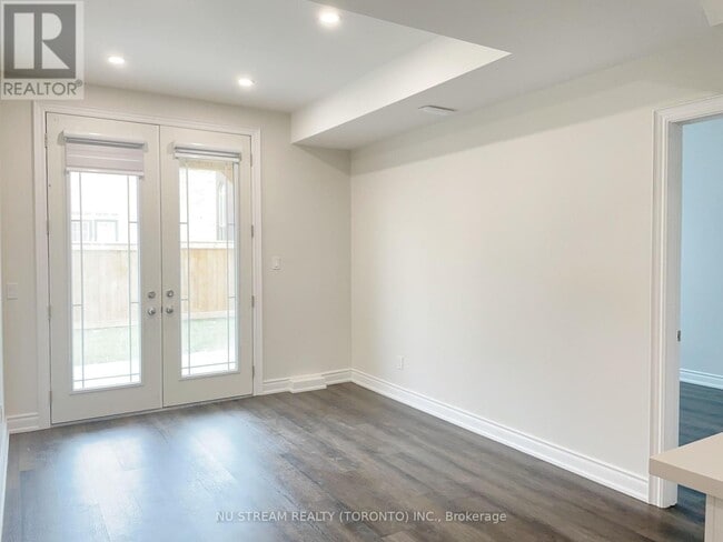 10 Drizzel Cres in Richmond Hill, ON - Building Photo - Building Photo