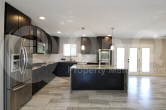 1653 E Bishop Dr in Tempe, AZ - Building Photo - Building Photo