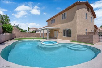 3733 Horseshoe Mesa St in Las Vegas, NV - Building Photo - Building Photo