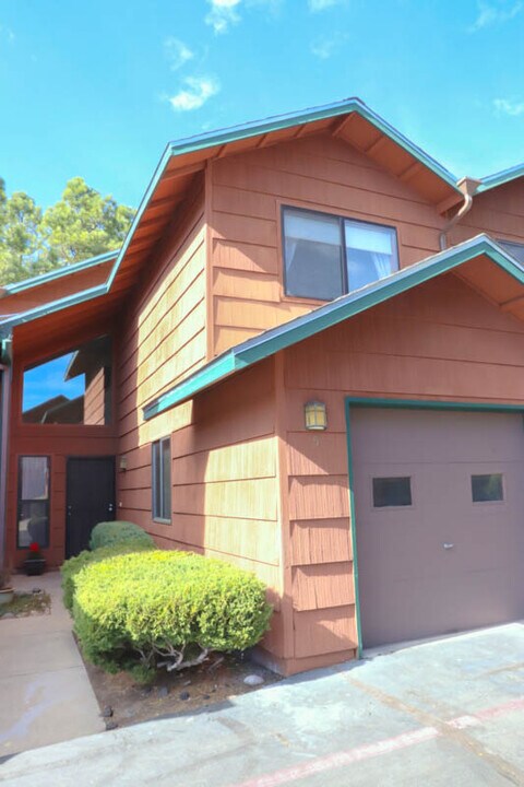 4005 Lake Mary Rd, Unit 5 in Flagstaff, AZ - Building Photo