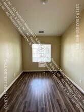11719 Stratosphere Ave in Bakersfield, CA - Building Photo - Building Photo