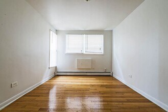 14133 S School St Riverdale, IL 60827 in Riverdale, IL - Foto de edificio - Building Photo