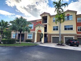 4602 SW 160th Ave in Miramar, FL - Building Photo
