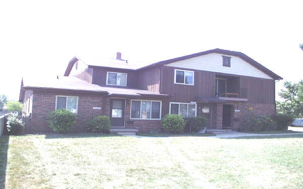 Clinton Village Apartments in Clinton Township, MI - Building Photo - Building Photo