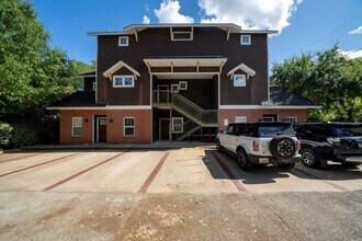 121 Bragg Ave in Auburn, AL - Building Photo - Building Photo
