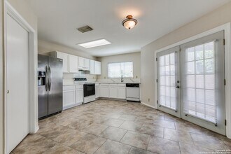 5002 River Kenton in San Antonio, TX - Building Photo - Building Photo
