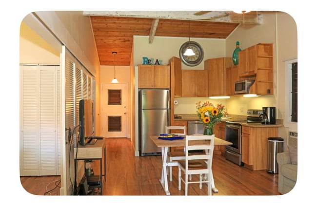 property at 4435 Lower Honoapiilani Rd