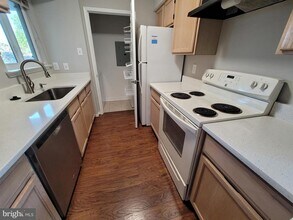 1524 Lincoln Way in McLean, VA - Building Photo - Building Photo