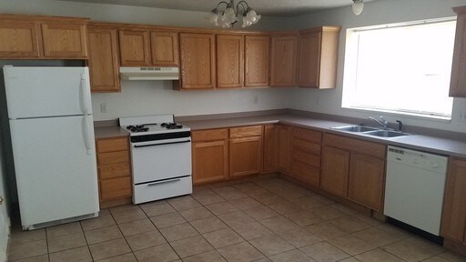 144 N 100 W-Unit -3 in Nephi, UT - Building Photo - Building Photo