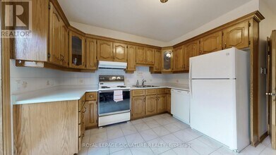 189 Beatrice St in Toronto, ON - Building Photo - Building Photo