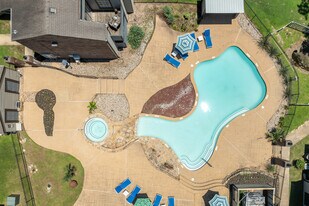 Westridge Apartments in Texarkana, TX - Building Photo