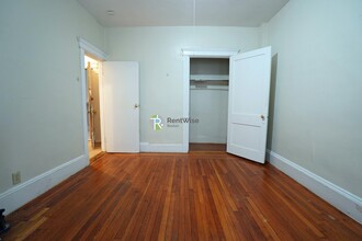 11 Royce Rd in Boston, MA - Building Photo - Building Photo