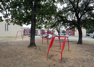 Arroyo Vista Apartments in Mesquite, TX - Building Photo - Building Photo