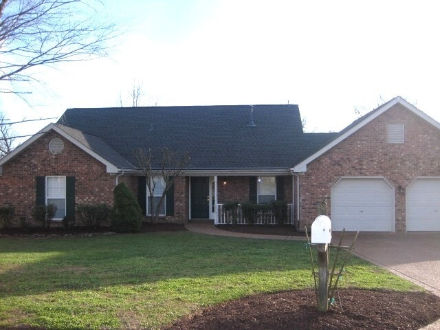 property at 1013 Victoria Ln W