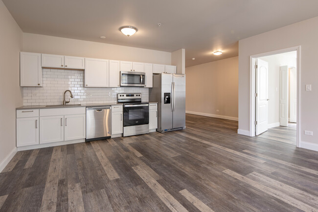 The Church Street Apartments in Crystal Lake, IL - Building Photo - Interior Photo