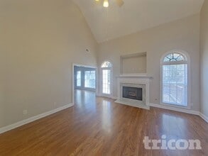 1024 Eagles Brooke Dr in Locust Grove, GA - Building Photo - Building Photo