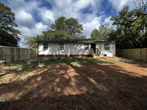 12712 FM 747 S in Jacksonville, TX - Building Photo - Building Photo