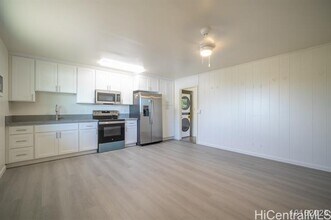 99-1061-1061 Manako Pl in Aiea, HI - Building Photo - Building Photo